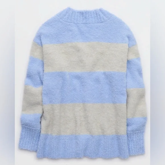 Aerie Teddy Boucle Sweater - Ocean Sky, Medium - Picture 5 of 6